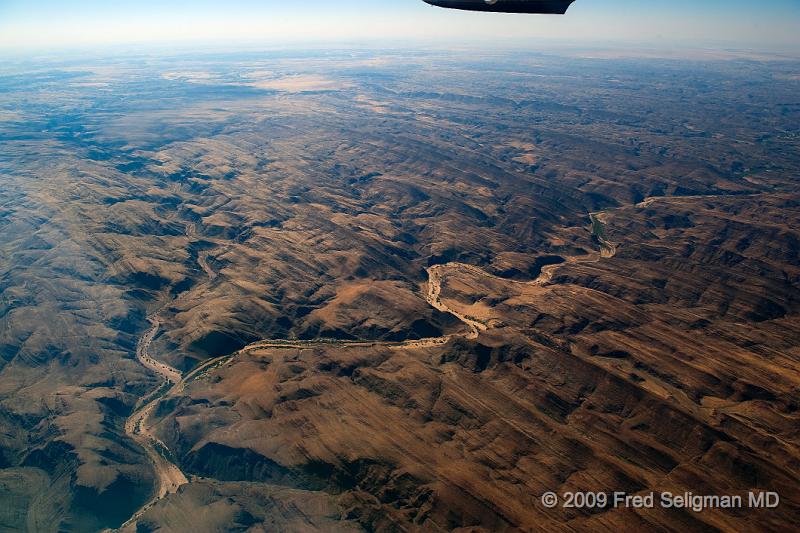 20090603_110106 D3 X1.jpg - View of rugged canyons